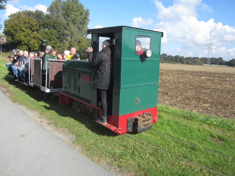 Feldbahn04.JPG