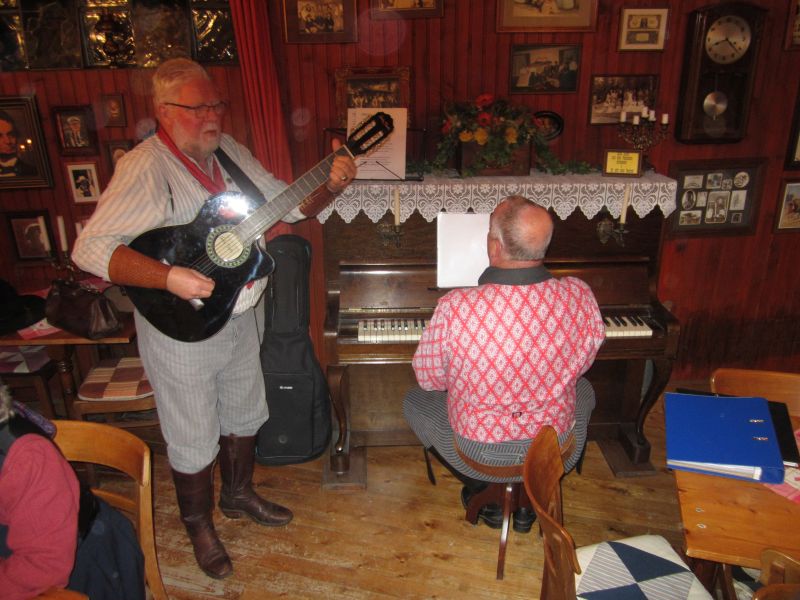 Kamin09.JPG